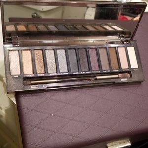 Naked urban decay smoky